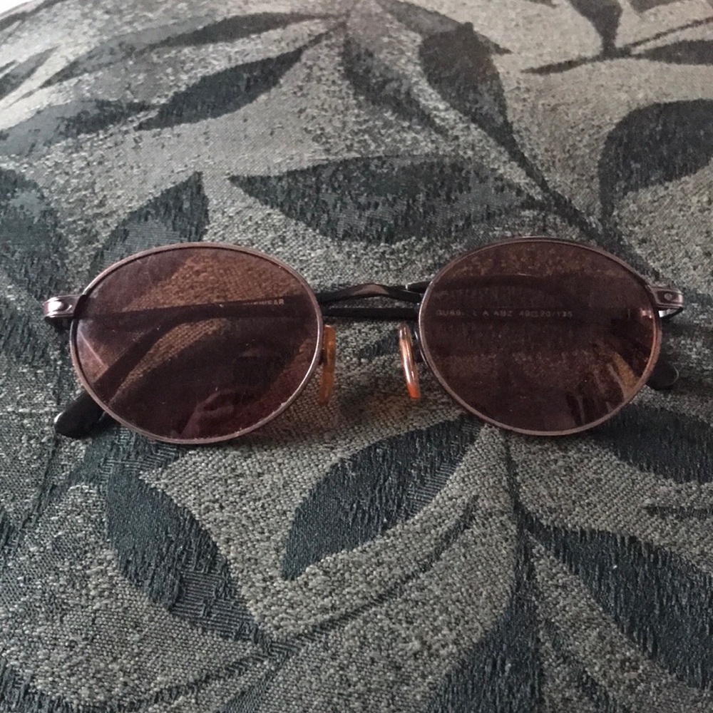 Vintage guess eyewear